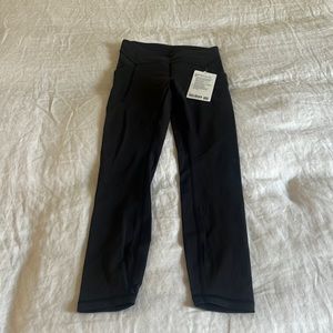 Lululemon Power Thru HR Tight 25” Size 4